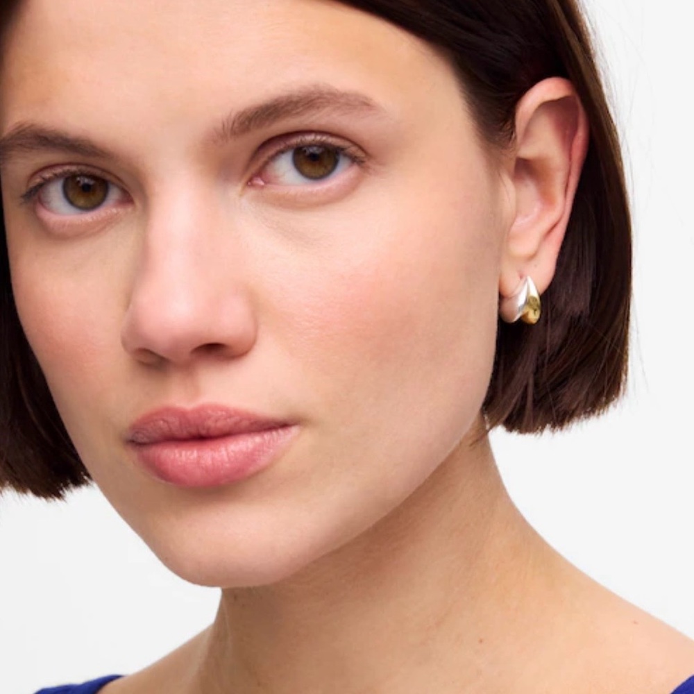 Madewell Demi-fine Two-Tone Gold and Silver Earrings NWT - Picture 3 of 4